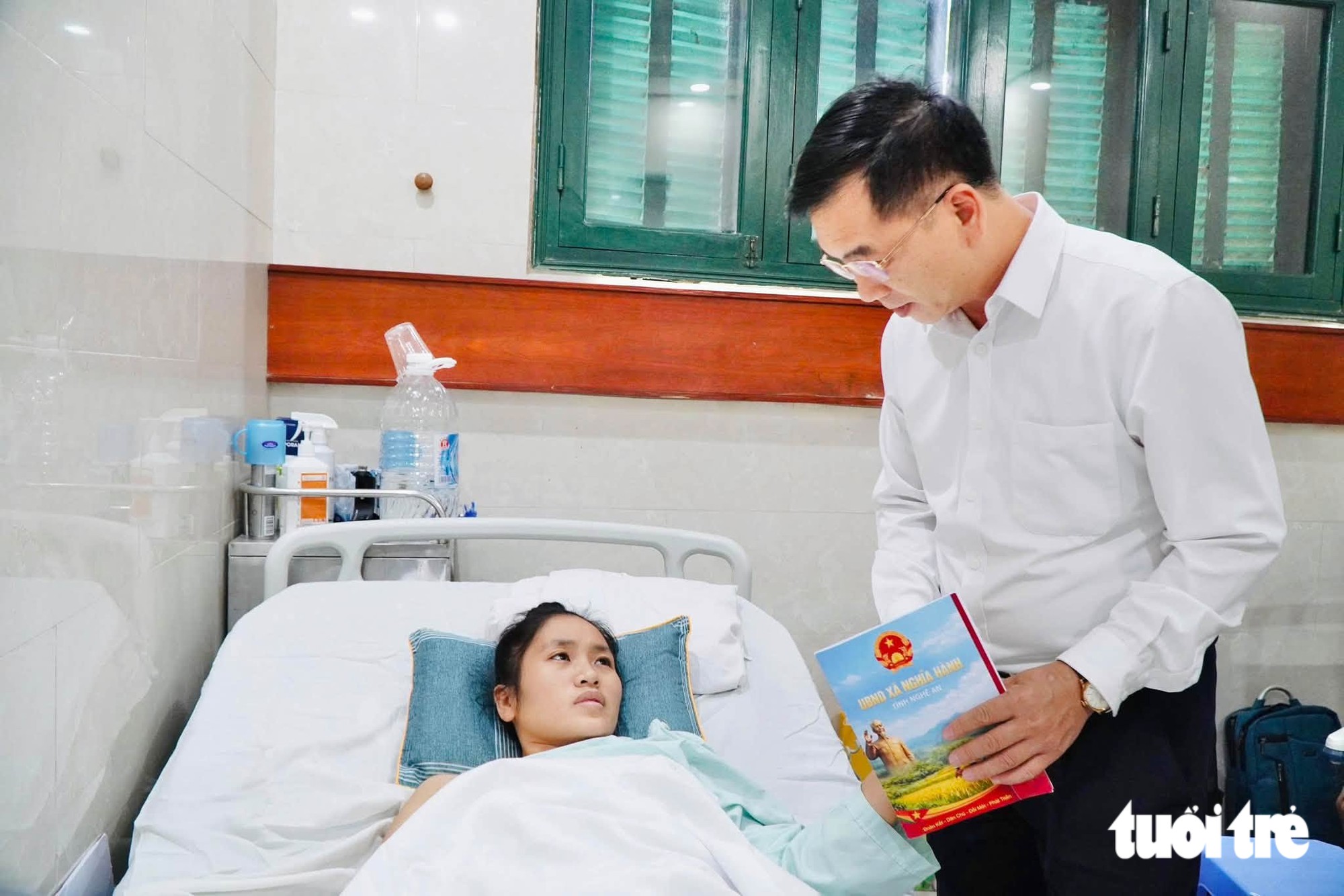 Bạn đọc Tuổi Trẻ: Cô giáo mầm non phải cắt chân cần được đồng hành lâu dài - Ảnh 2.