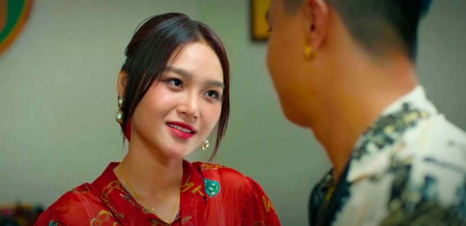Cù Thị Trà, Lý Chí Huy bất ngờ được yêu thích Mùa hè năm ấy - Ảnh 2.