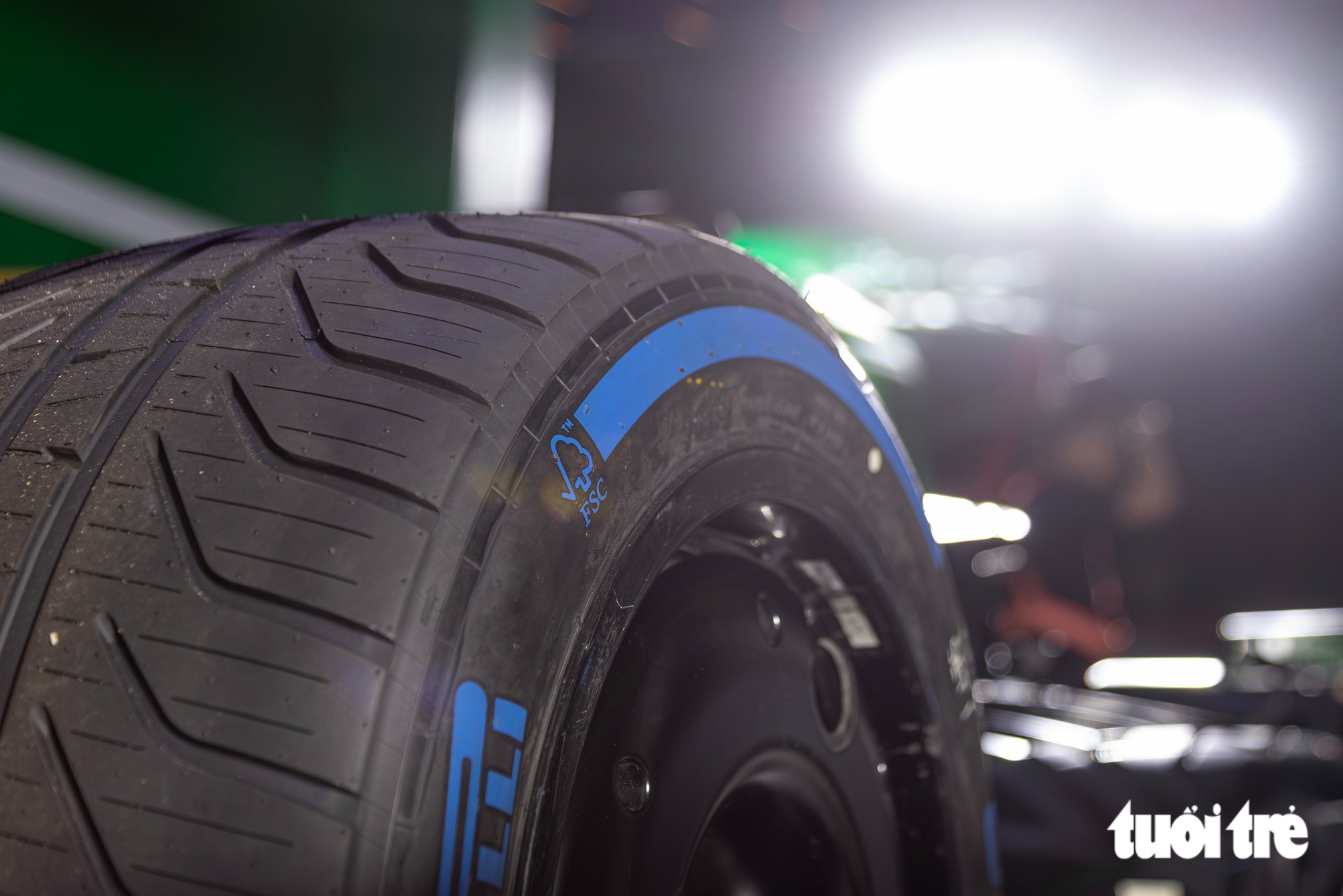 Xe đua APXGP của 'F1 The Movie' xuất hiện ở Việt Nam - Ảnh 6.