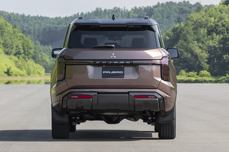 Mitsubishi Pajero chốt bán ở Đông Nam Á, giá dự kiến từ hơn 1,2 tỉ, chờ ngày về Việt Nam - Ảnh 8.