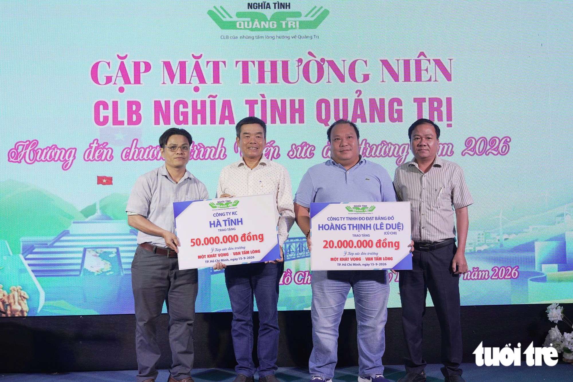 'Những người con Quảng Trị' tiếp sức SV nghèo 2,2 tỉ đồng: Chúng tôi nhận lại sức mạnh! - Ảnh 6.