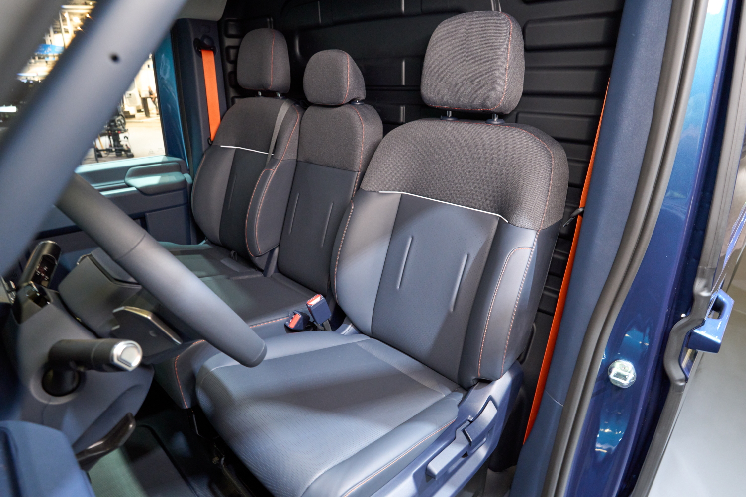 Xe điện mới cạnh tranh Ford Transit:  - Ảnh 6.