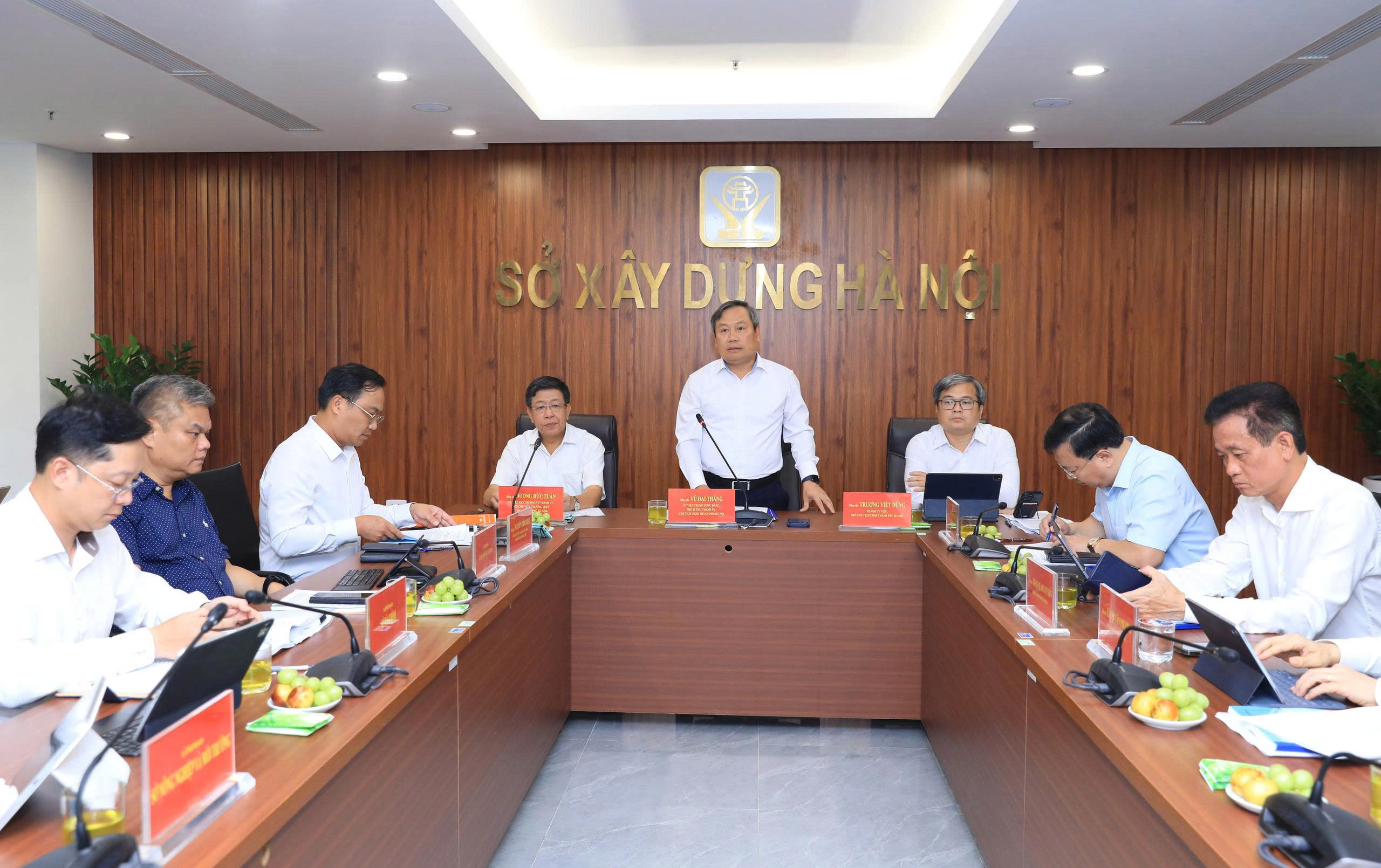 Chủ tịch Hà Nội: Quy hoạch là nhiệm vụ đặc biệt quan trọng, phải đi trước một bước - Ảnh 1.