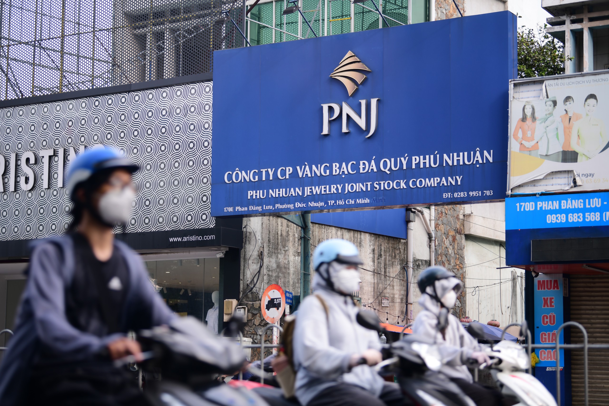Hai quỹ Dragon Capital mua lại gần 750.000 cổ phiếu PNJ chỉ một tháng sau khi bán hết - Ảnh 1.