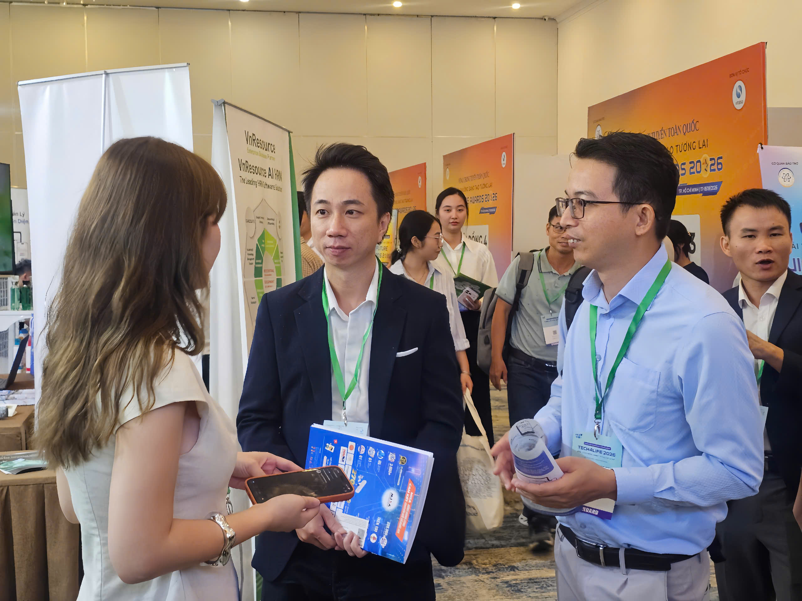 Biến TP.HCM thành phòng thí nghiệm lớn nhất cho các dự án công nghệ - Ảnh 3.