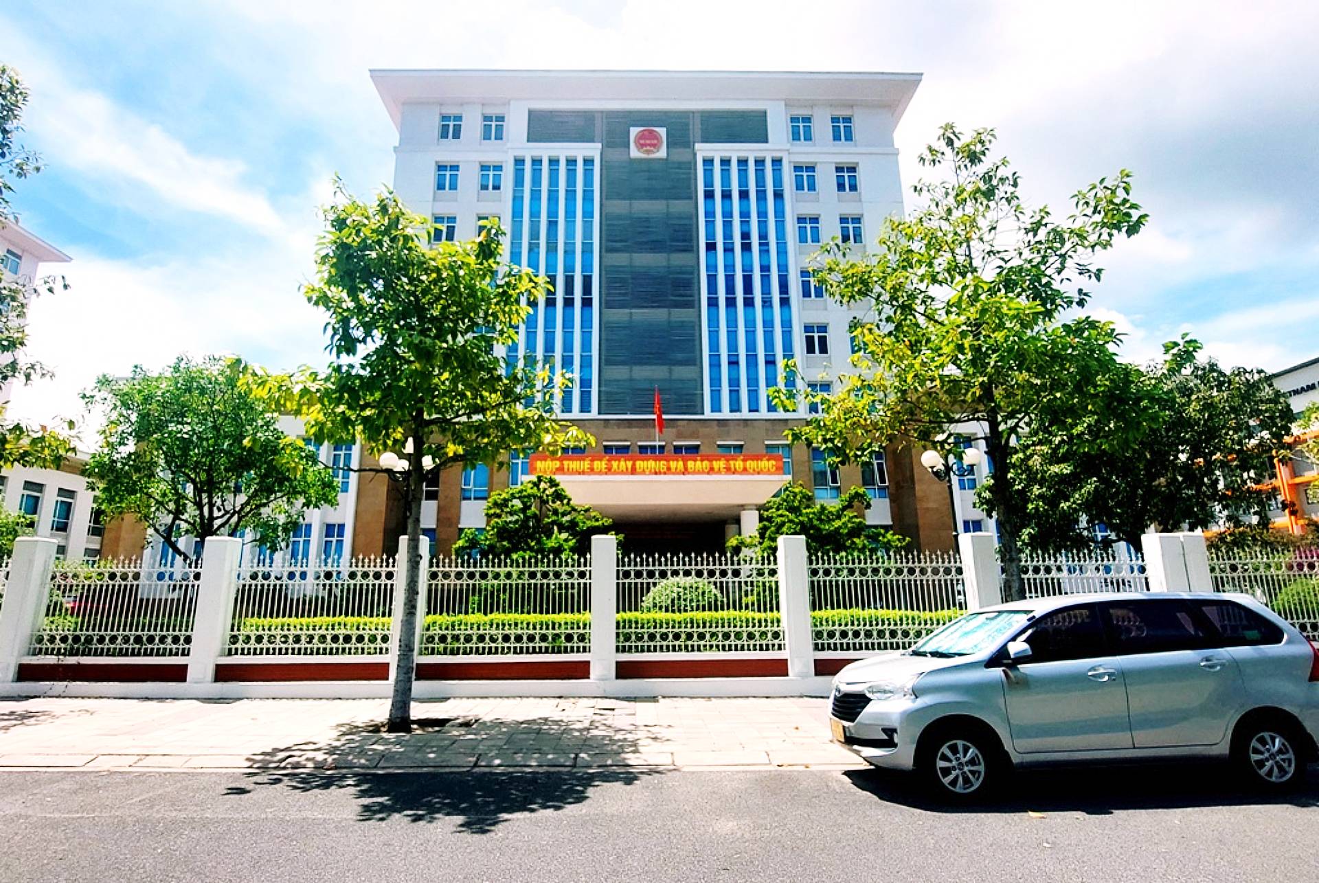 Nộp thuế chậm bị phạt từng ngày, thu thuế sai không trả lãi - Ảnh 1.