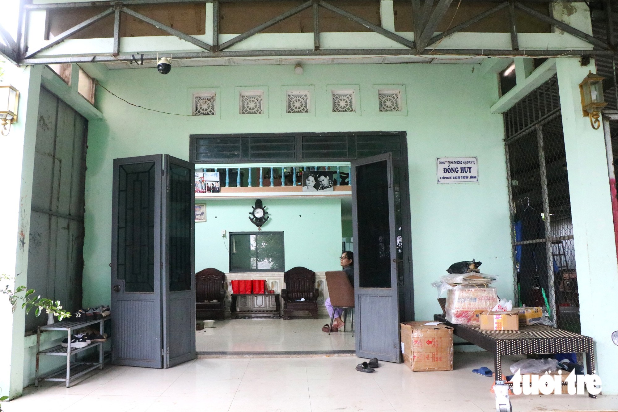 Mồ côi cha, không nhà ở, mượn dì 16 triệu học phí, chàng trai làm cơ khí nuôi ước mơ Bách khoa - Ảnh 4.