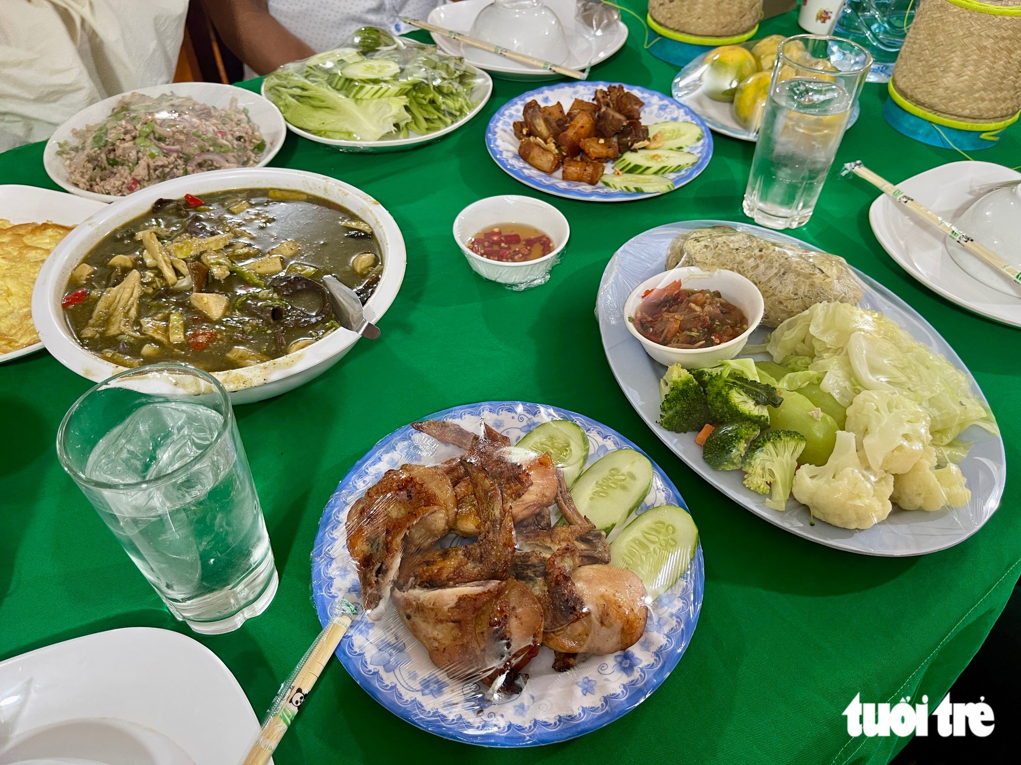 Một ngày ăn cơm 3 nước, theo dòng Mekong khám phá Đông Bắc Thái Lan - Ảnh 2.