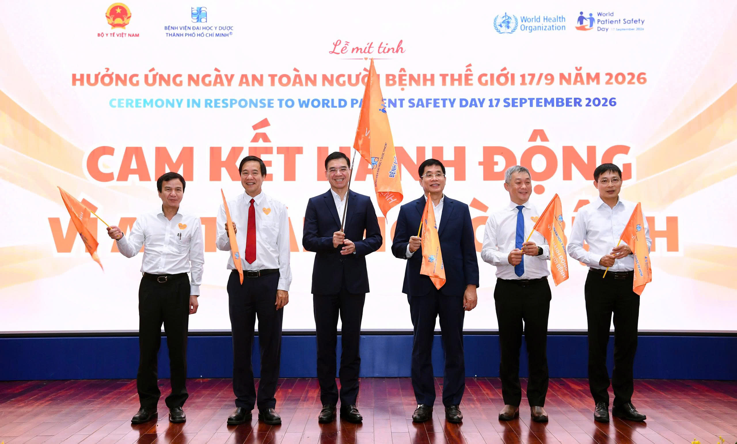Cục trưởng Cục Quản lý khám chữa bệnh: An toàn người bệnh phải như an toàn hàng không - Ảnh 2.