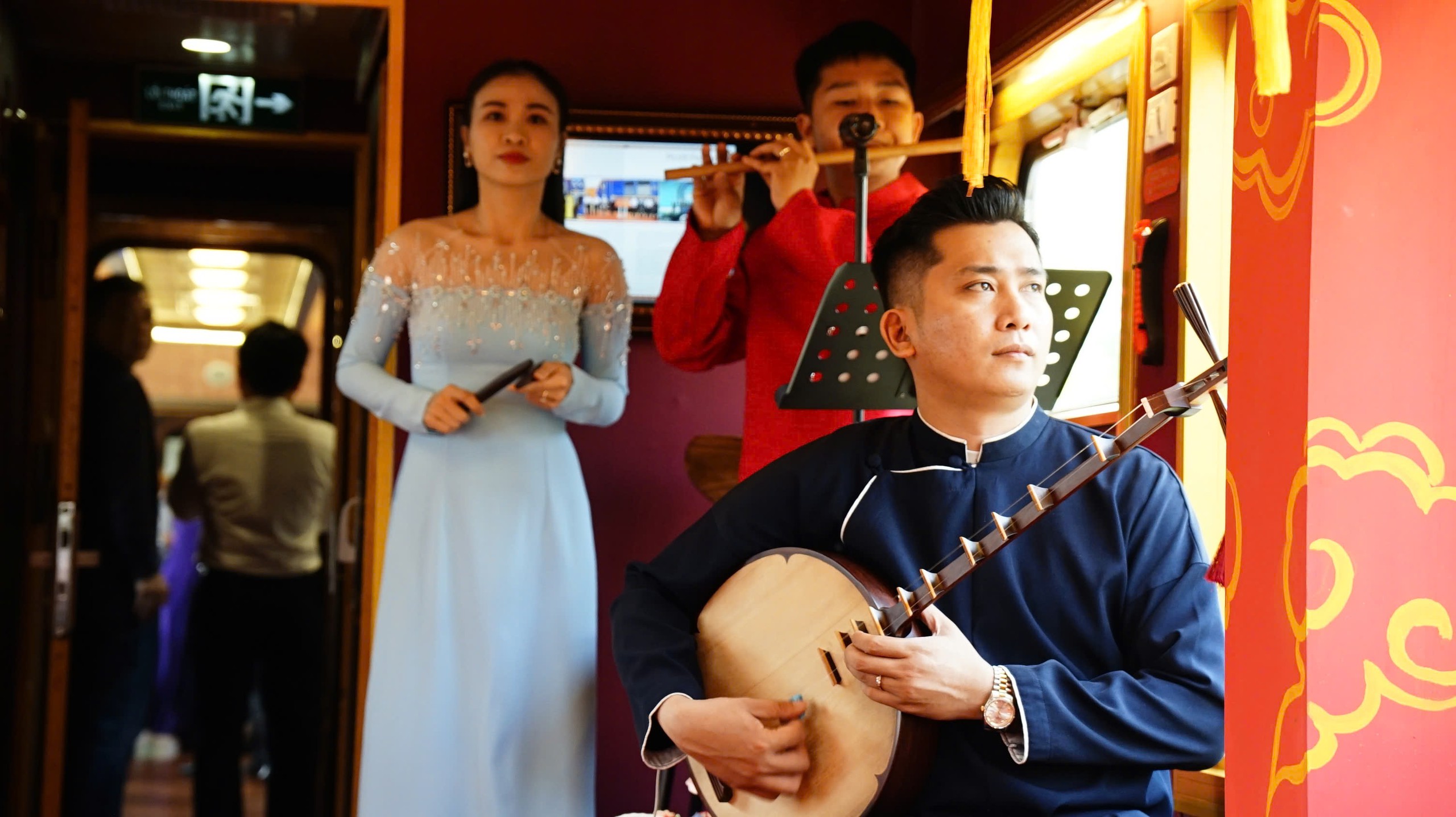 Tàu hỏa chạy bằng hơi nước nối Huế - Đà Nẵng dự kiến chạy vào tháng 10 - Ảnh 3.