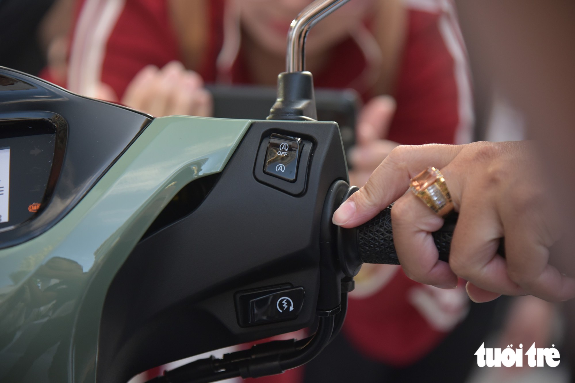Honda SH Mode 2026 ra mắt Việt Nam: Giá từ gần 61 triệu đồng, màn mới, thêm an toàn - Ảnh 9.