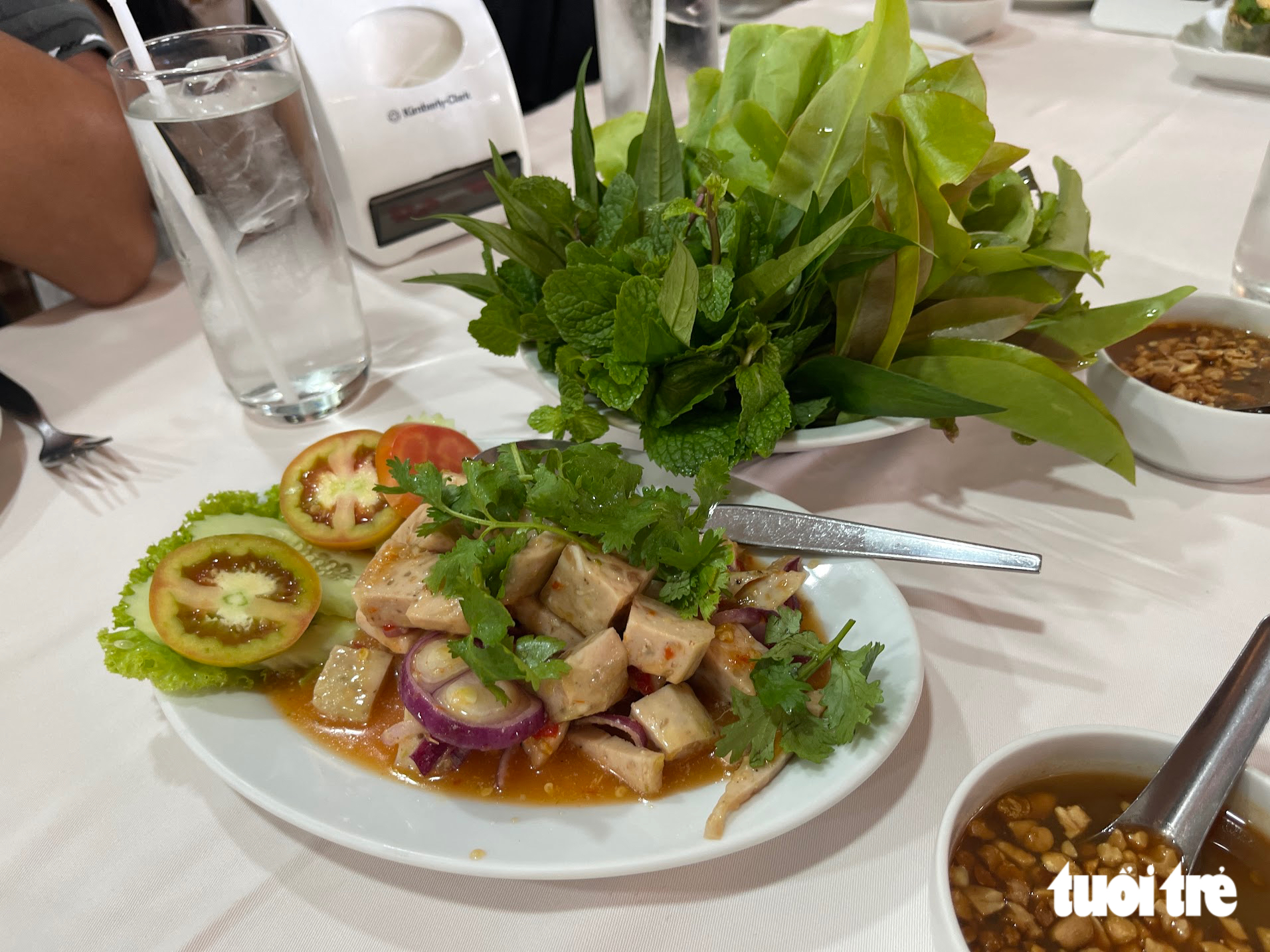 Dấu ấn Việt trong đời sống và ẩm thực Đông Bắc Thái Lan - Ảnh 22.