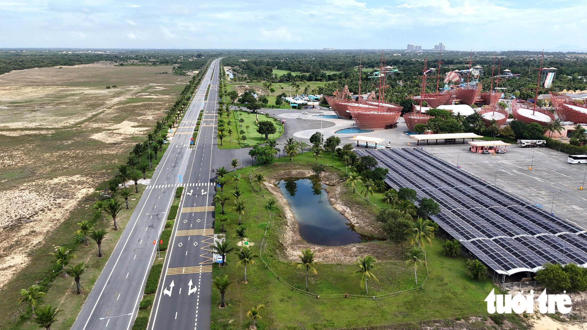 Diện mạo đường ngàn tỉ kết nối 2 sân bay Đà Nẵng - Chu Lai - Ảnh 7.