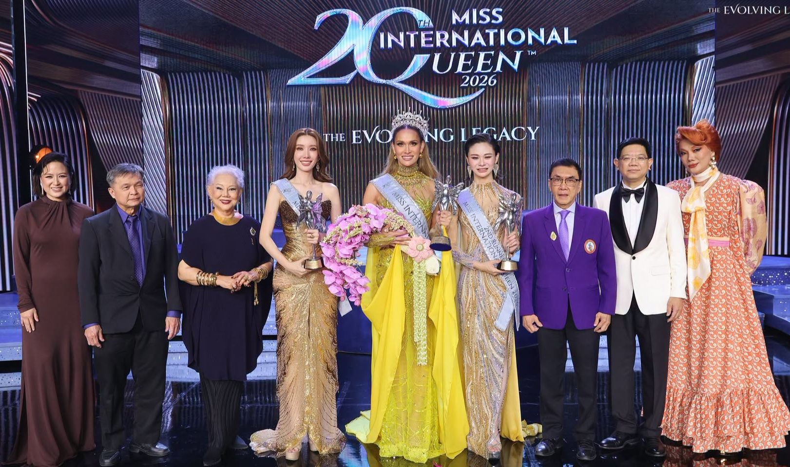 Minh Anh dừng chân top 12, người đẹp Mỹ đăng quang Miss International Queen 2026 - Ảnh 1.