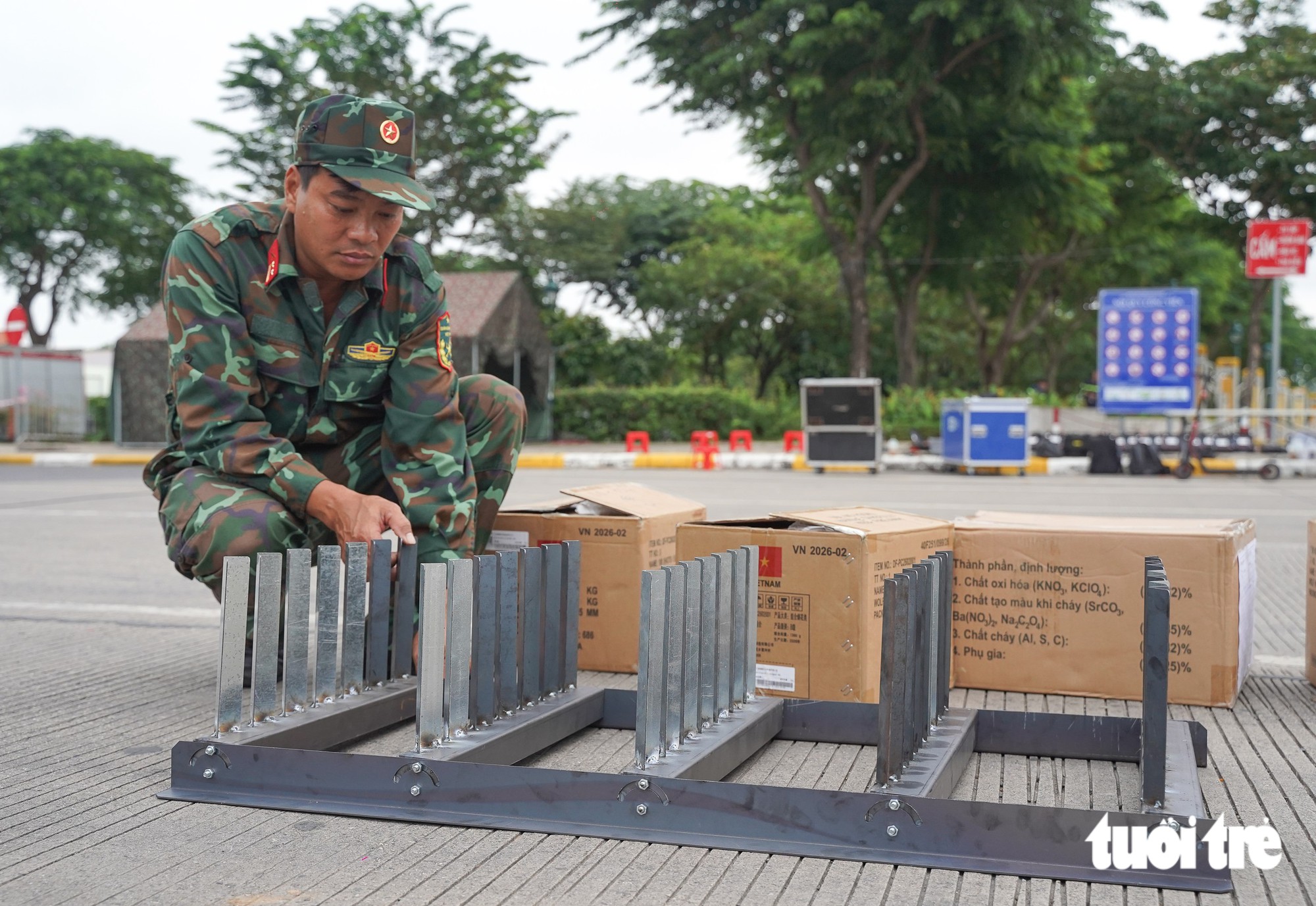 1.200 quả pháo hoa tầm cao tại trận địa đầu hầm sông Sài Gòn đã sẵn sàng cho tối 2-9 - Ảnh 8.