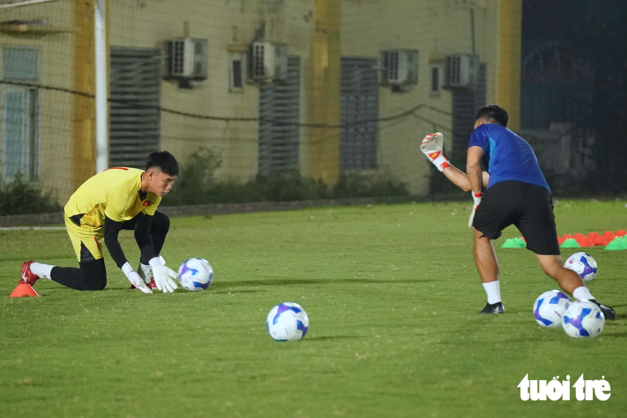 U20 Việt Nam tập xuyên lễ, quyết thắng Palestine để đi tiếp - Ảnh 7.