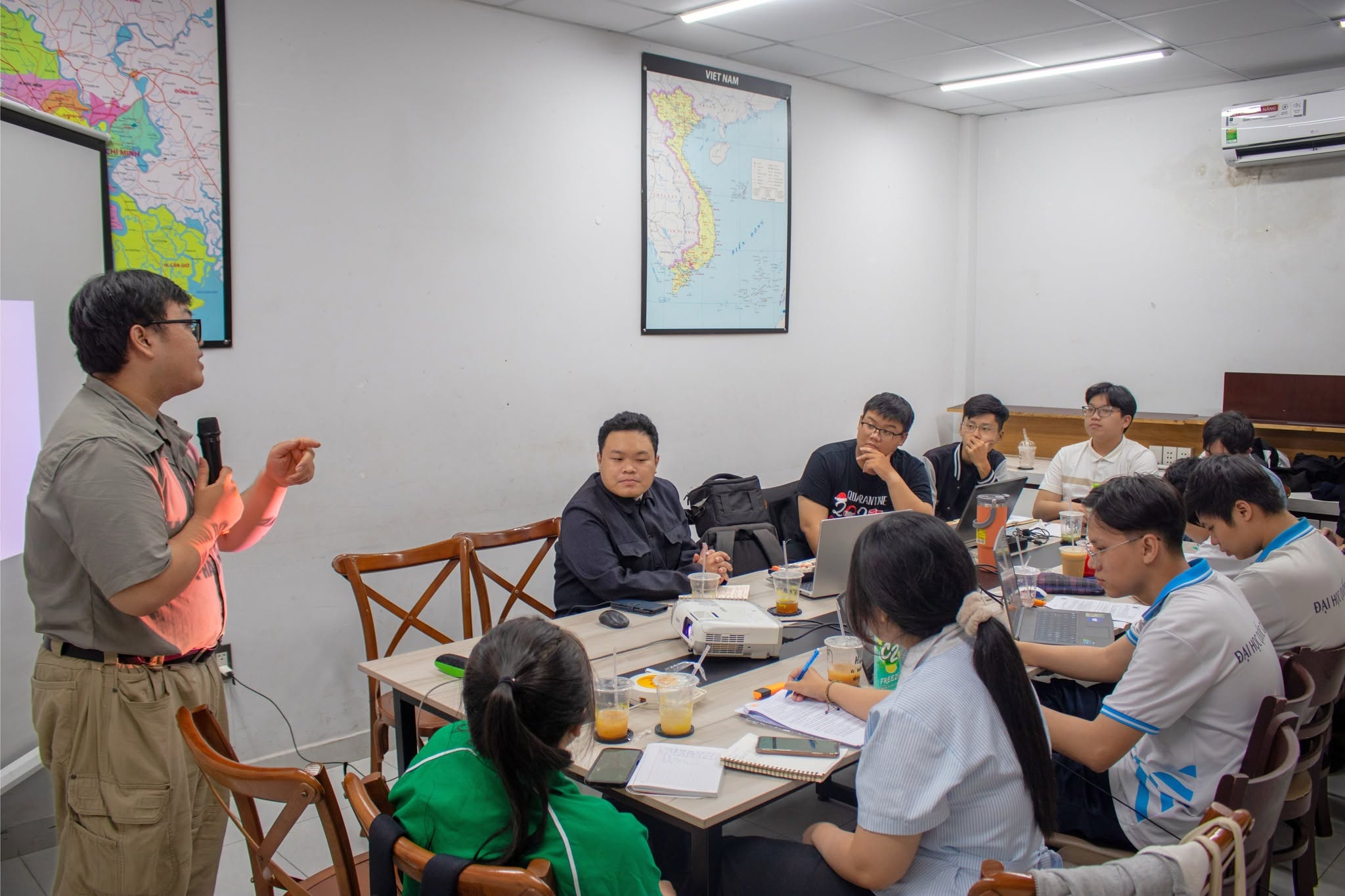 Khi người trẻ