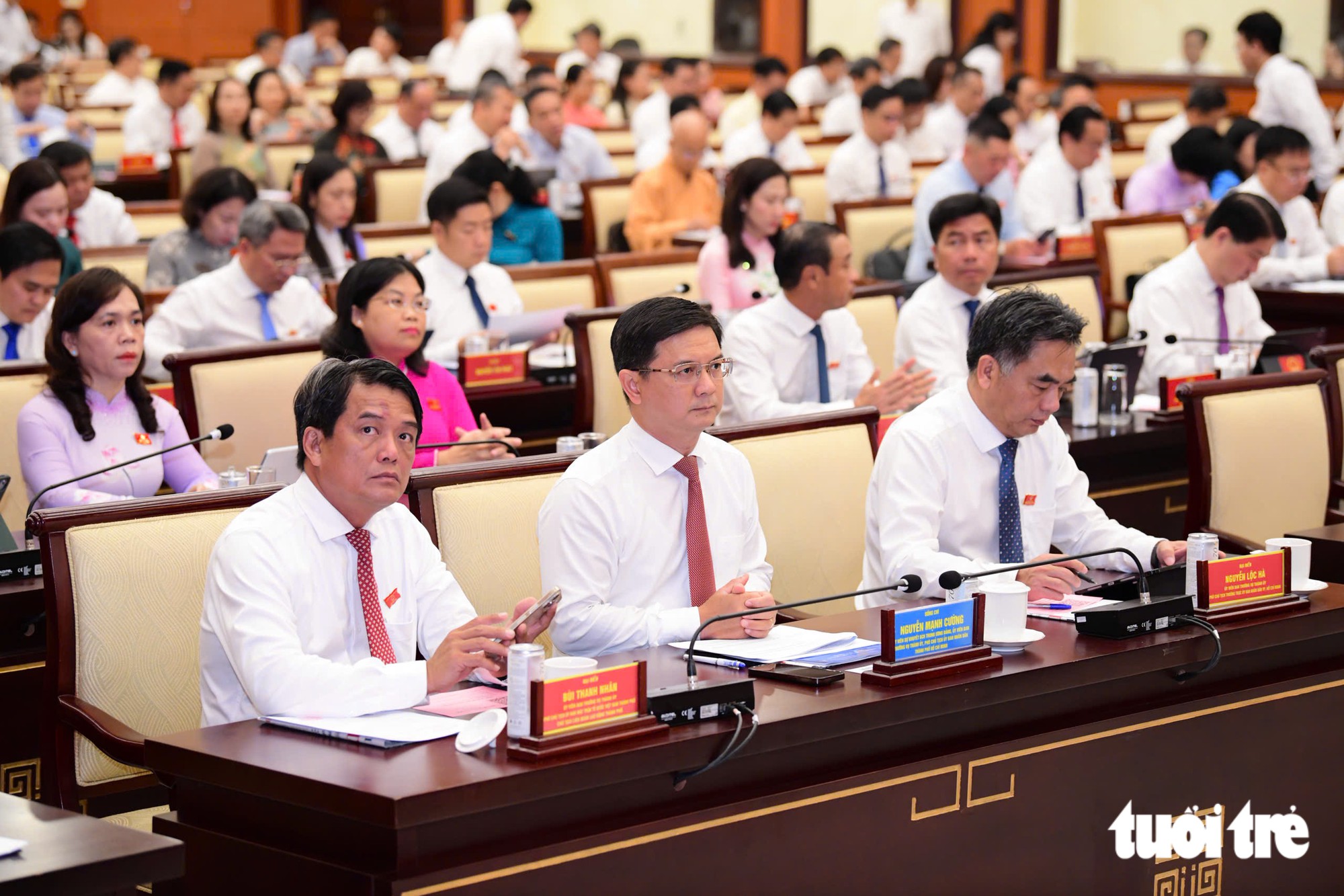 HĐND TP.HCM họp bầu bổ sung Phó chủ tịch UBND, xem xét nhiều nghị quyết về Luật Phát triển đô thị - Ảnh 3.