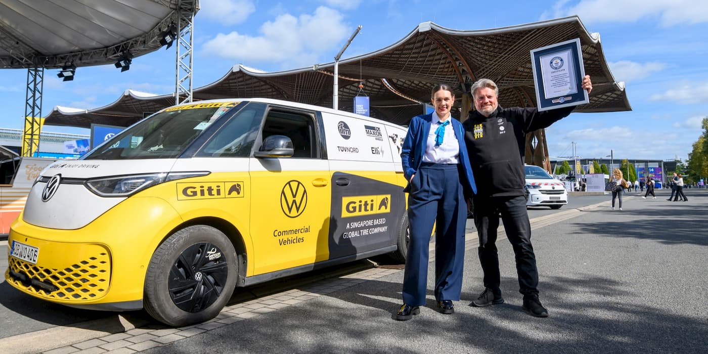 Xe điện lập kỷ lục thế giới: Chạy gần 100.000km chỉ trong hơn 1 năm, pin như nguyên, không gặp sự cố nào - Ảnh 2.