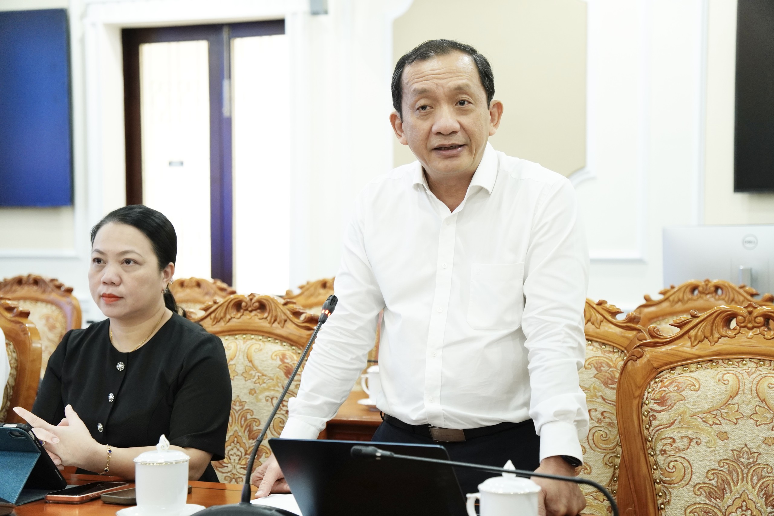 TP.HCM khen thưởng xã Thạnh An, phường Phước Thắng, xã Vĩnh Lộc thực hiện xuất sắc khám sức khỏe toàn dân - Ảnh 2.