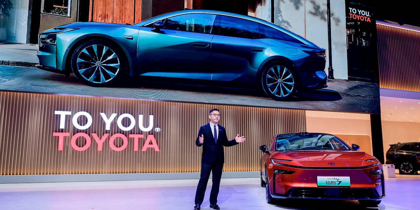 Toyota muốn làm 400.000 xe điện kiểu 'chạy điện nhưng vẫn đổ xăng' mỗi năm, dự kiến ra mắt từ 2027 - Ảnh 2.