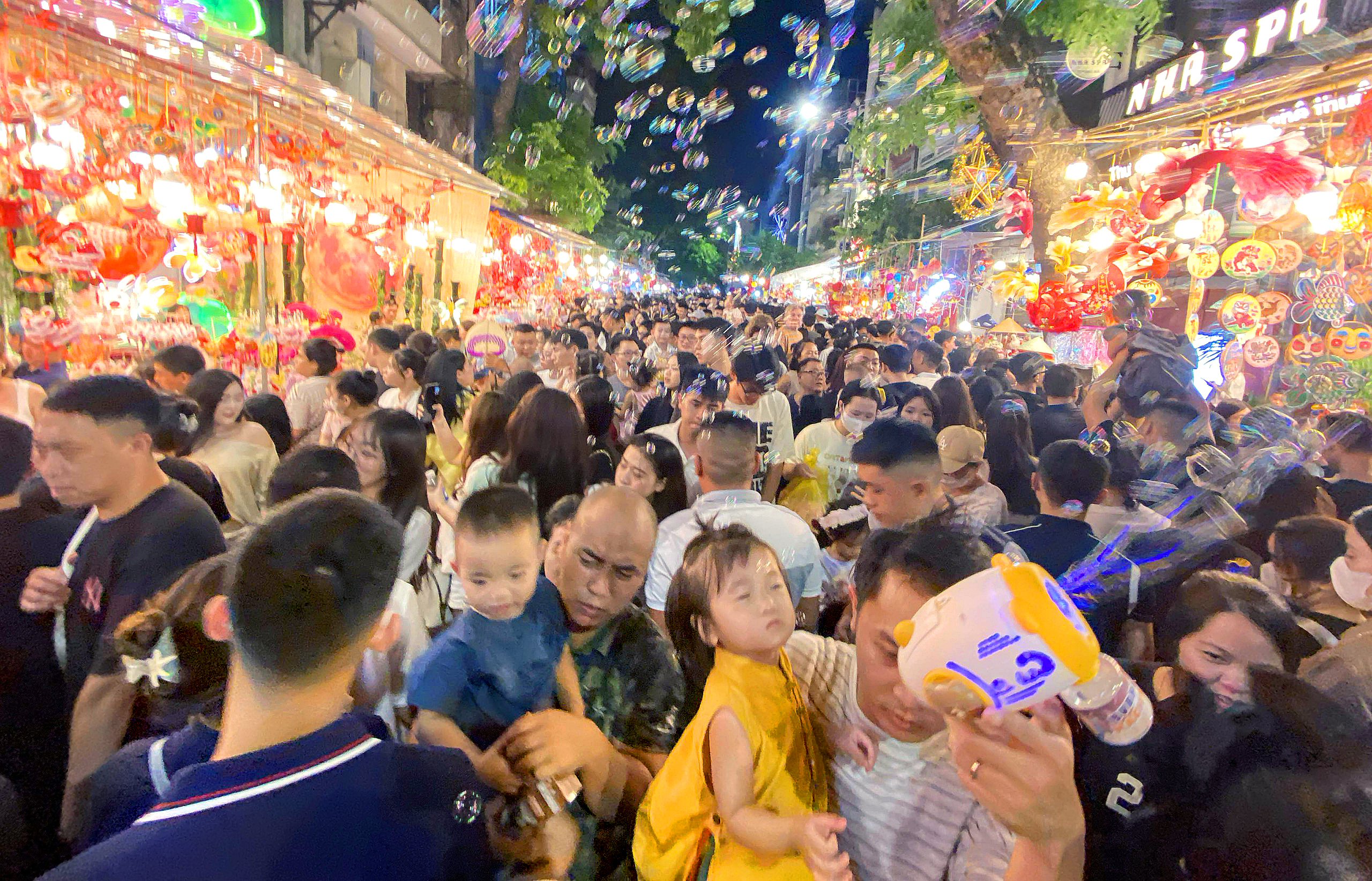 Thời tiết Tết Trung thu: Miền Bắc ít mưa, Trung và Nam Bộ có nơi mưa lớn - Ảnh 2.