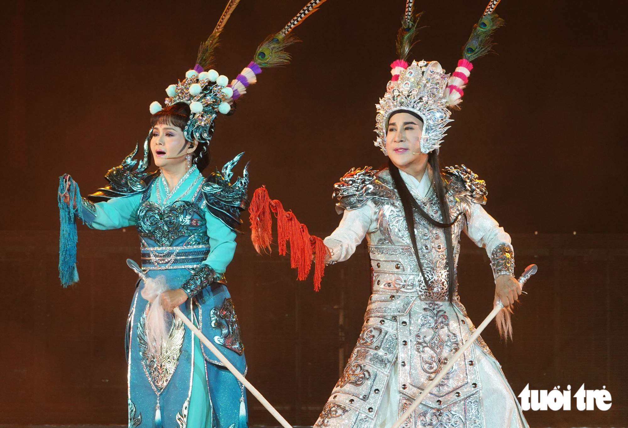 Cẩm Ly, Phương Mỹ Chi tham gia live show của Kim Tử Long - Ảnh 3.