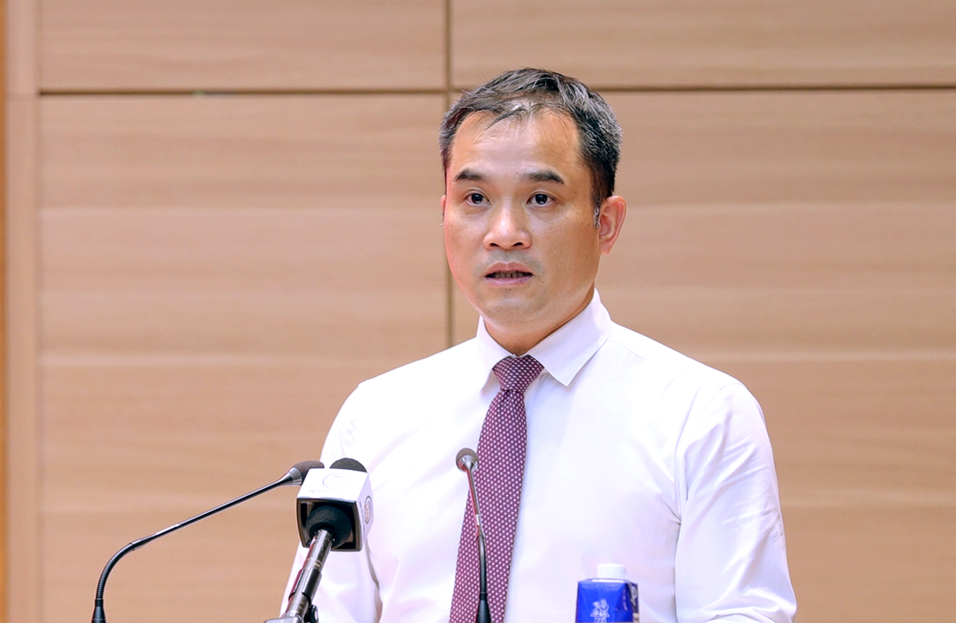 Phó Giám đốc ĐHQGHN được giới thiệu để bầu giữ chức Phó Chủ tịch UBND tỉnh Hưng Yên - Ảnh 1.