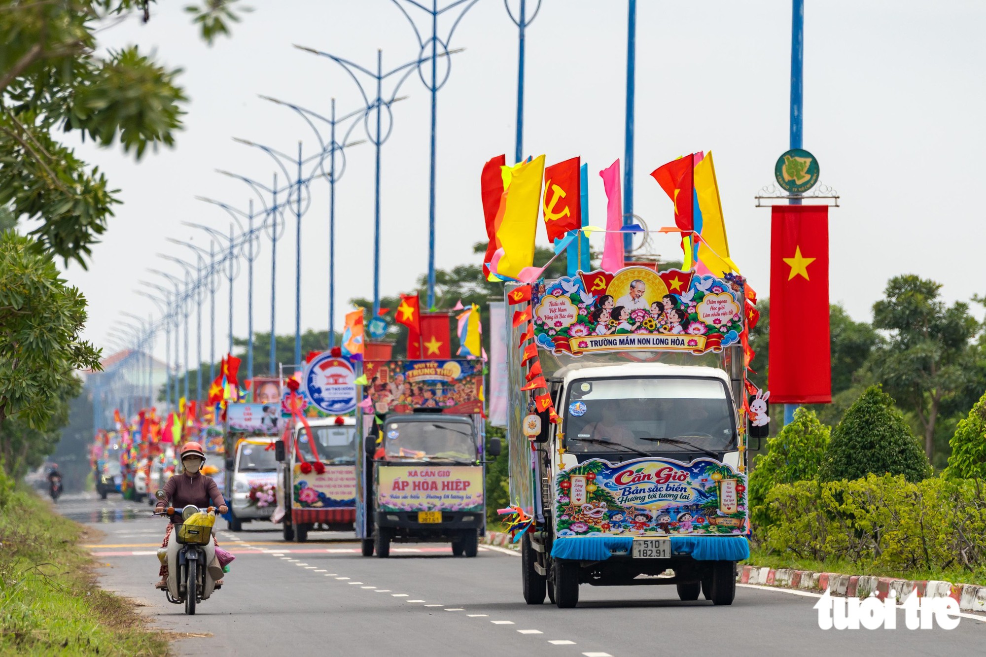 Cần Giờ đưa bản sắc biển, di sản Nghinh Ông vào hội thi xe hoa đăng - Ảnh 1.