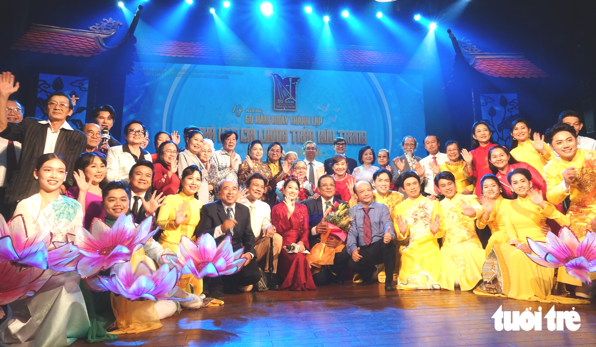 Thanh Tuấn, Minh Vương, Thoại Miêu xúc động mừng 50 năm thành lập Nhà hát Trần Hữu Trang - Ảnh 4.