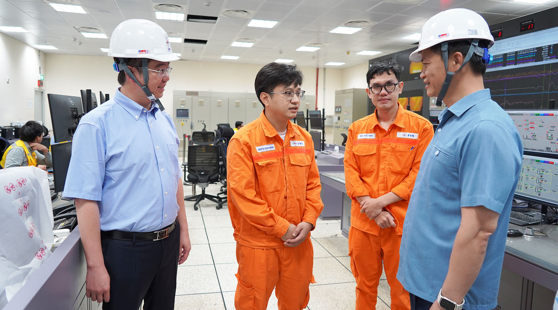 Bí thư Quảng Trị kêu gọi cán bộ làm ngày đêm, hành động, 'đau đáu' vì khát vọng phát triển - Ảnh 3.