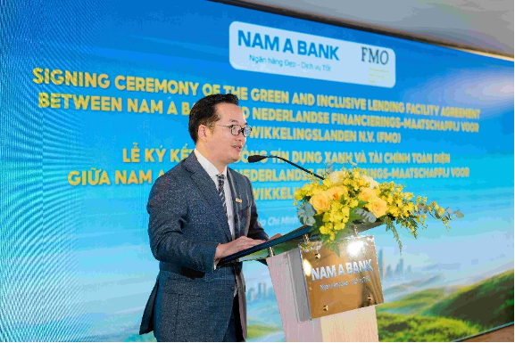 Nam A Bank nhận khoản tài trợ 60 triệu USD từ FMO - Ảnh 2.