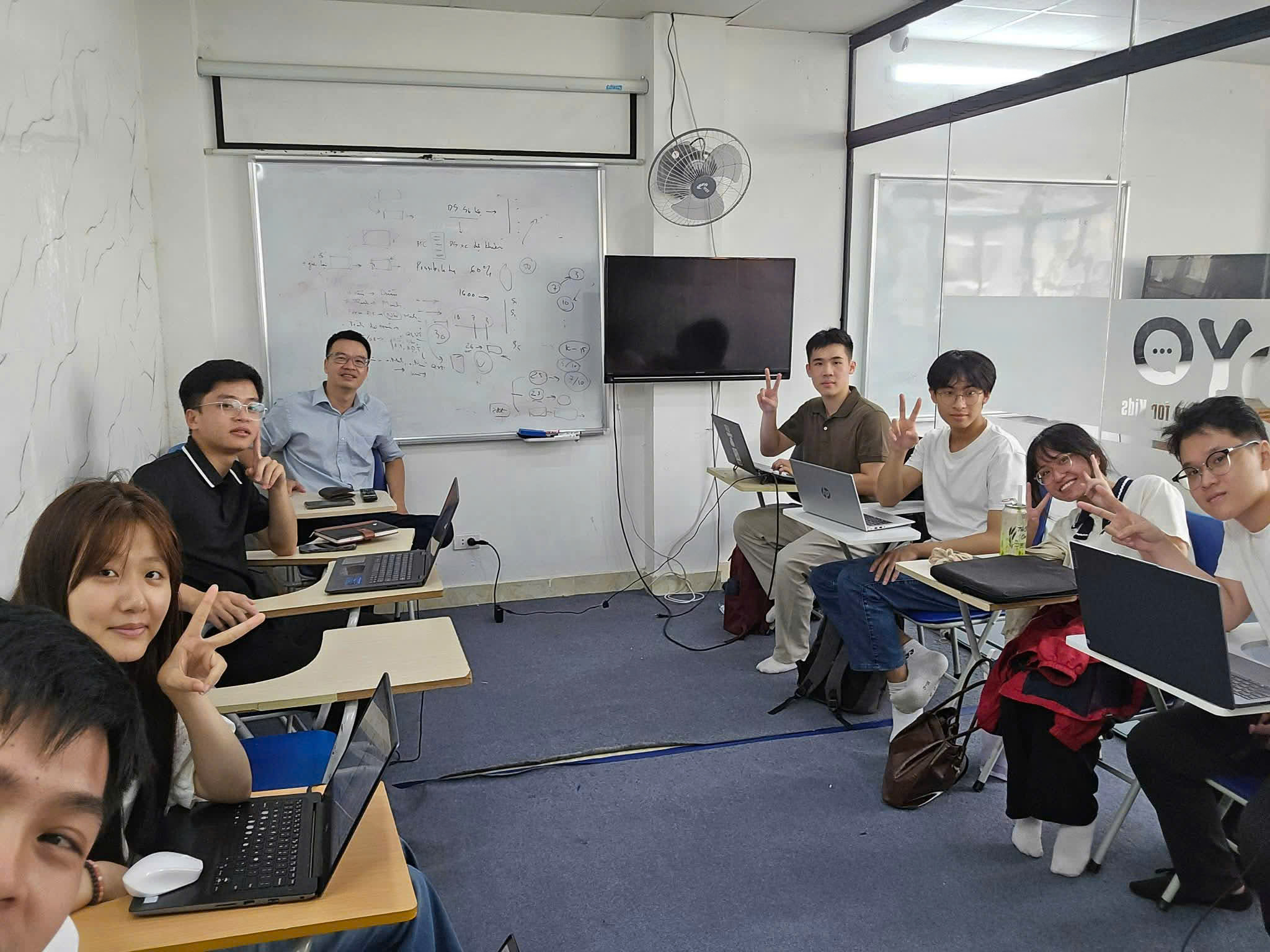 ISchoolBus: Giải pháp công nghệ an toàn và tiện lợi cho việc đưa đón học sinh - Ảnh 2.