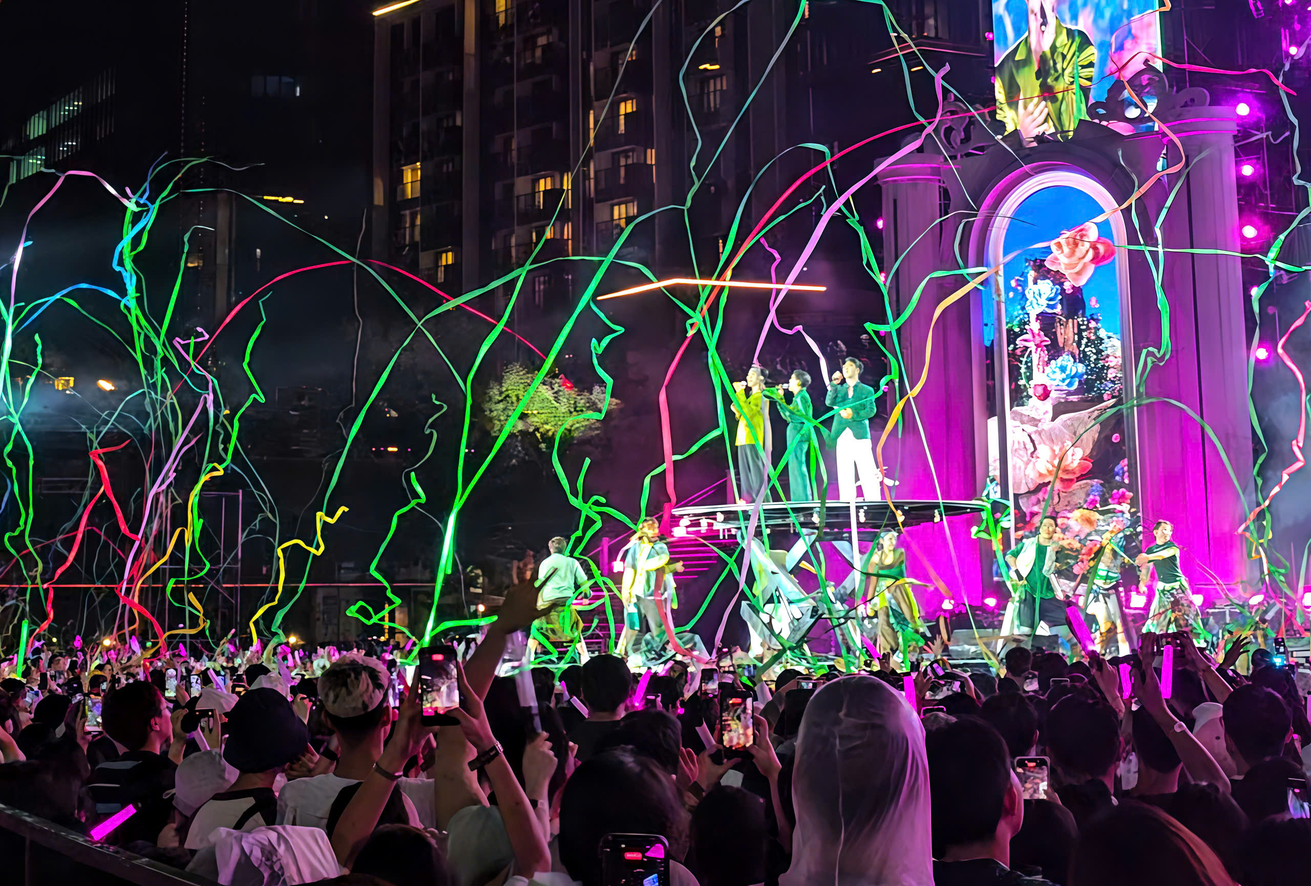 Concert 2026 - trải nghiệm độc đáo tại Starbucks Music Concert thu hút khách hàng - Ảnh 1.