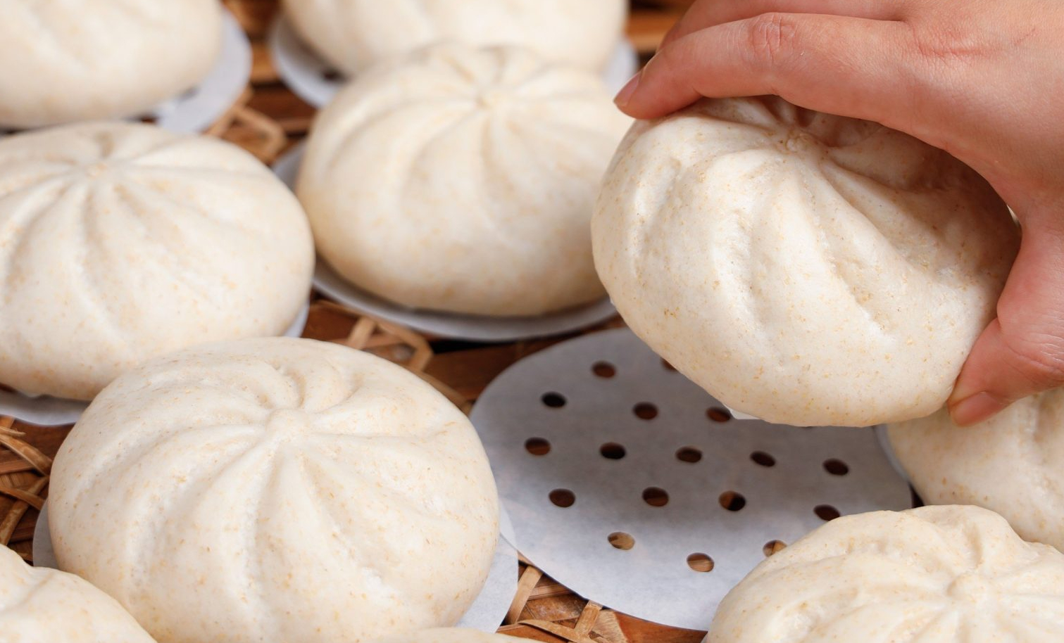 Thương hiệu tôi yêu: Ấm lòng chiếc bánh bao của chị  - Ảnh 1.
