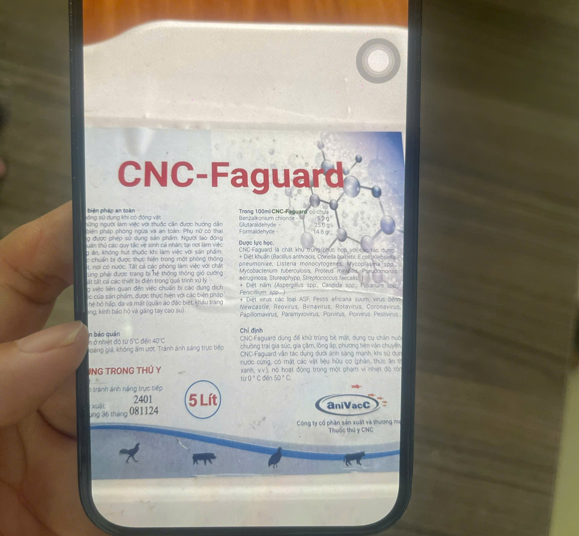 Người đàn ông nhập viện cấp cứu vì uống nhầm hóa chất cất trong tủ lạnh — ảnh 2