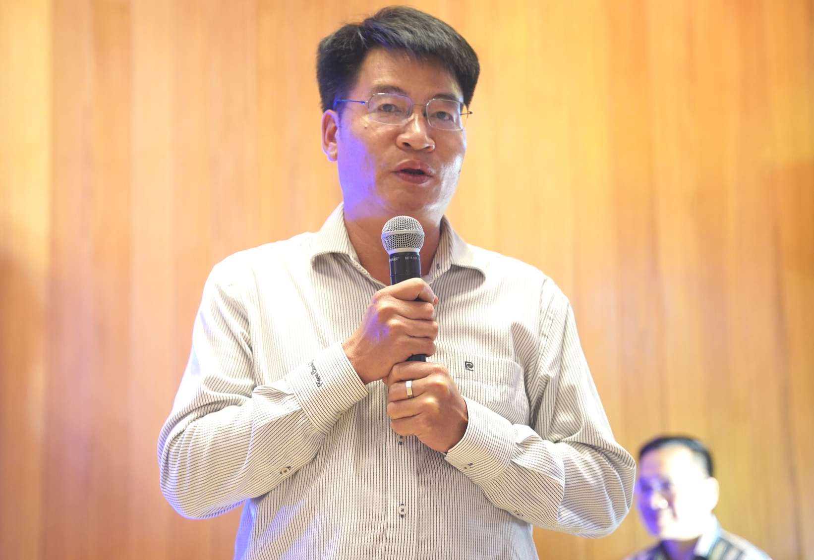 Hội tụ 80 nhà hảo tâm xứ Quảng: Không chỉ trao học bổng, còn nuôi nhiều tân SV nghèo hết bậc đại học - Ảnh 7.