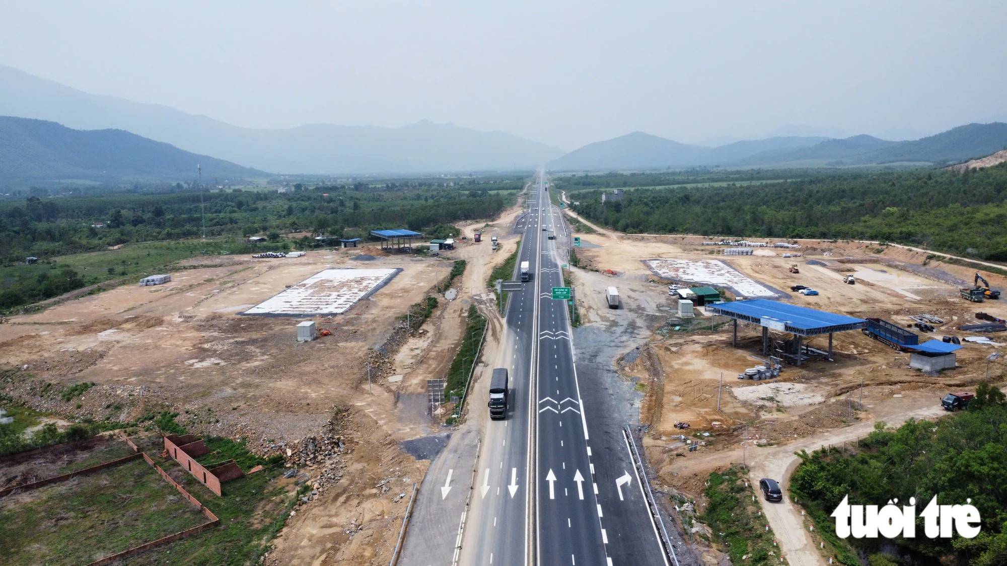 Cận cảnh cao tốc từ Quãng Ngãi đến Dầu Giây được đề xuất mở rộng, kết nối sân bay Long Thành - Ảnh 7.