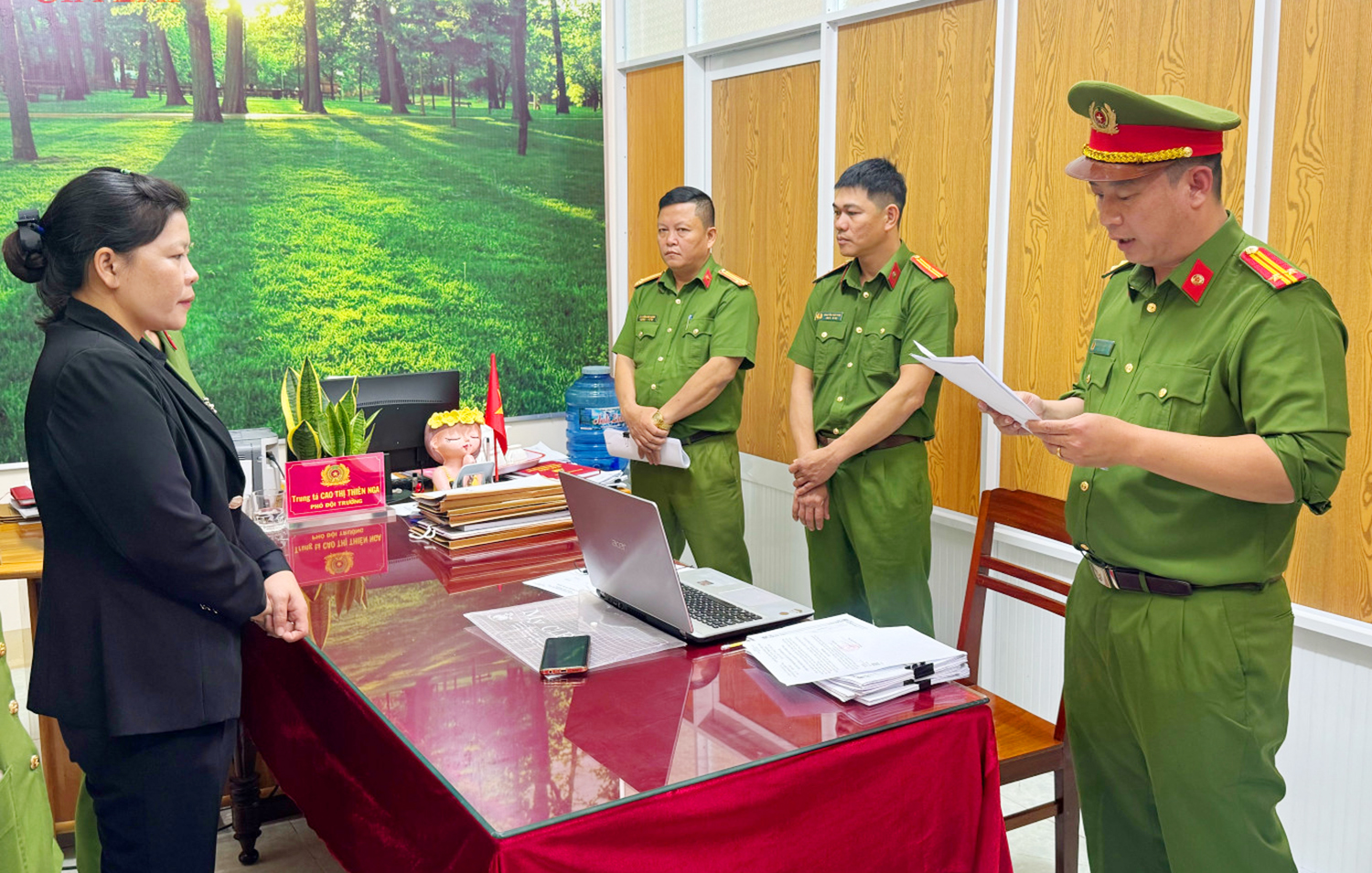 Vụ nữ hiệu trưởng lập khống hồ sơ rút gần 500 triệu đồng: khởi tố thêm 6 bị can — ảnh 4