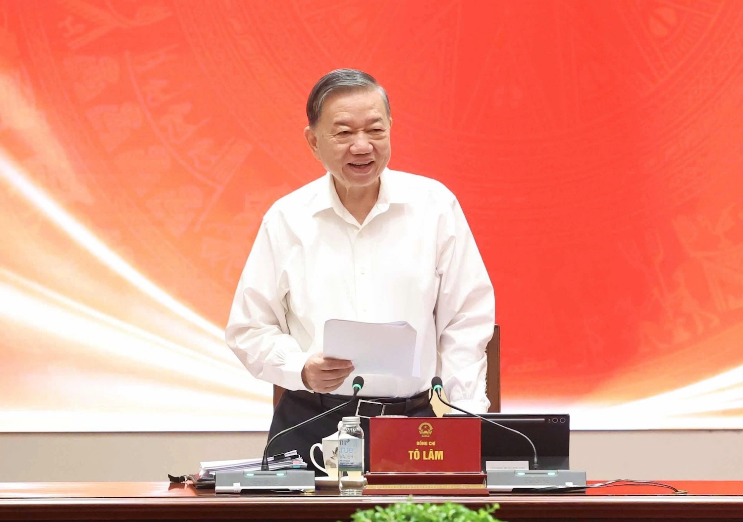 Tổng Bí thư, Chủ tịch nước: Văn hóa tuân thủ bắt đầu từ gương mẫu của cơ quan công quyền, cán bộ, đảng viên - Ảnh 1.