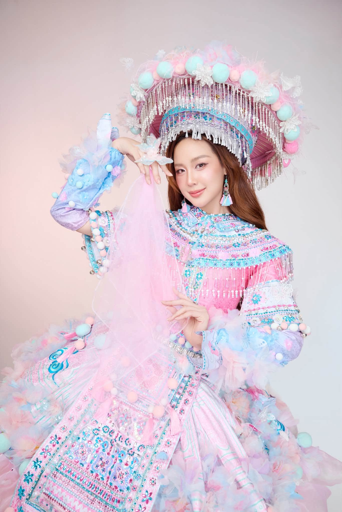 Bảo Ngọc tiếp tục được Sash Factor đánh giá cao trước chung kết Miss World - Ảnh 3.