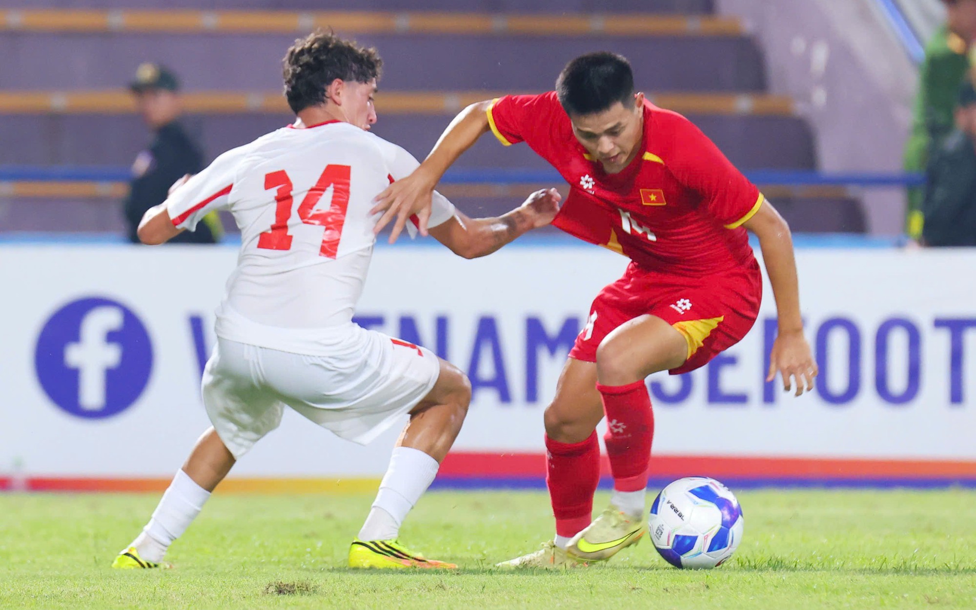 Video: Bàn thắng đầu tiên của U20 Việt Nam tại vòng loại châu Á - Ảnh 1.