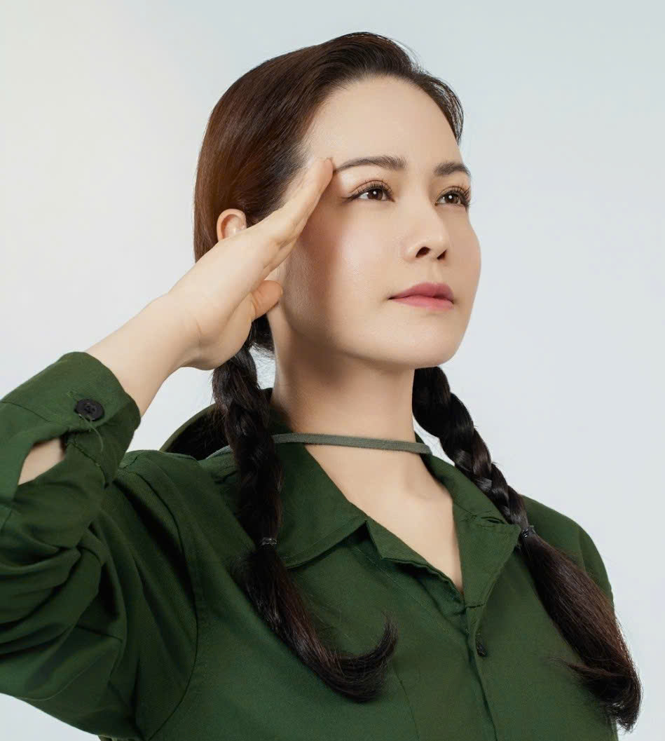 Hồng Vân đưa Nhật Kim Anh trở lại sàn kịch, đi thi liên hoan toàn quốc - Ảnh 2.