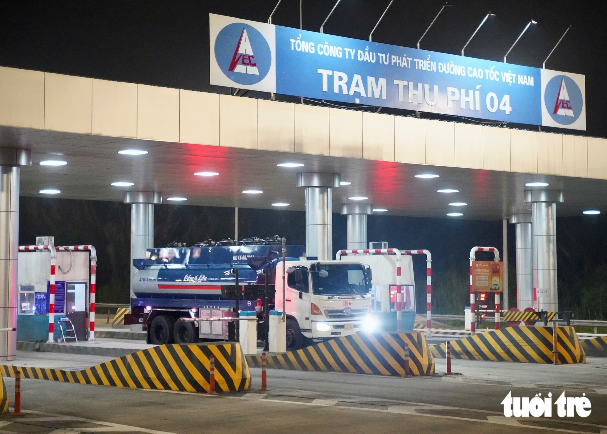 Những hình ảnh ghi dấu mốc lịch sử cao tốc Bến Lức - Long Thành - Ảnh 7.