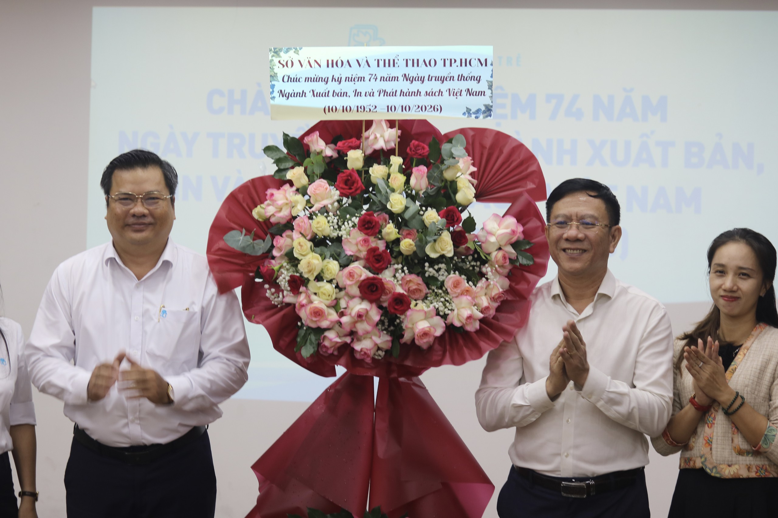 Đưa sách Việt ra thế giới, mở rộng không gian đọc cho người dân - Ảnh 1.
