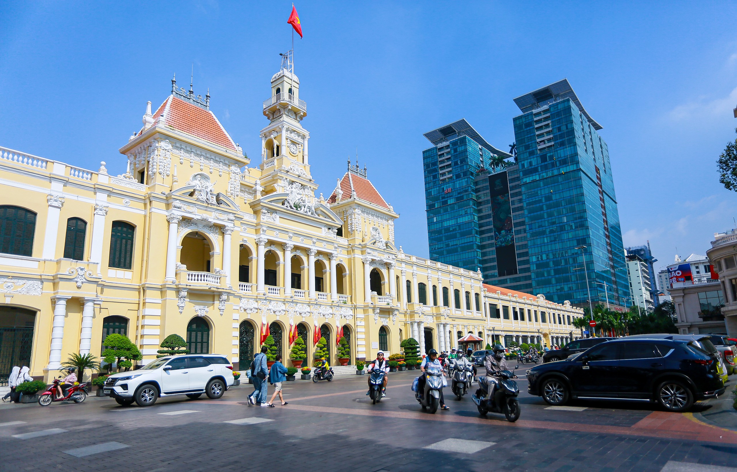Tin tức sáng 1-10: Bất ngờ, lãi suất liên ngân hàng qua đêm xuống sát 0% - Ảnh 4.