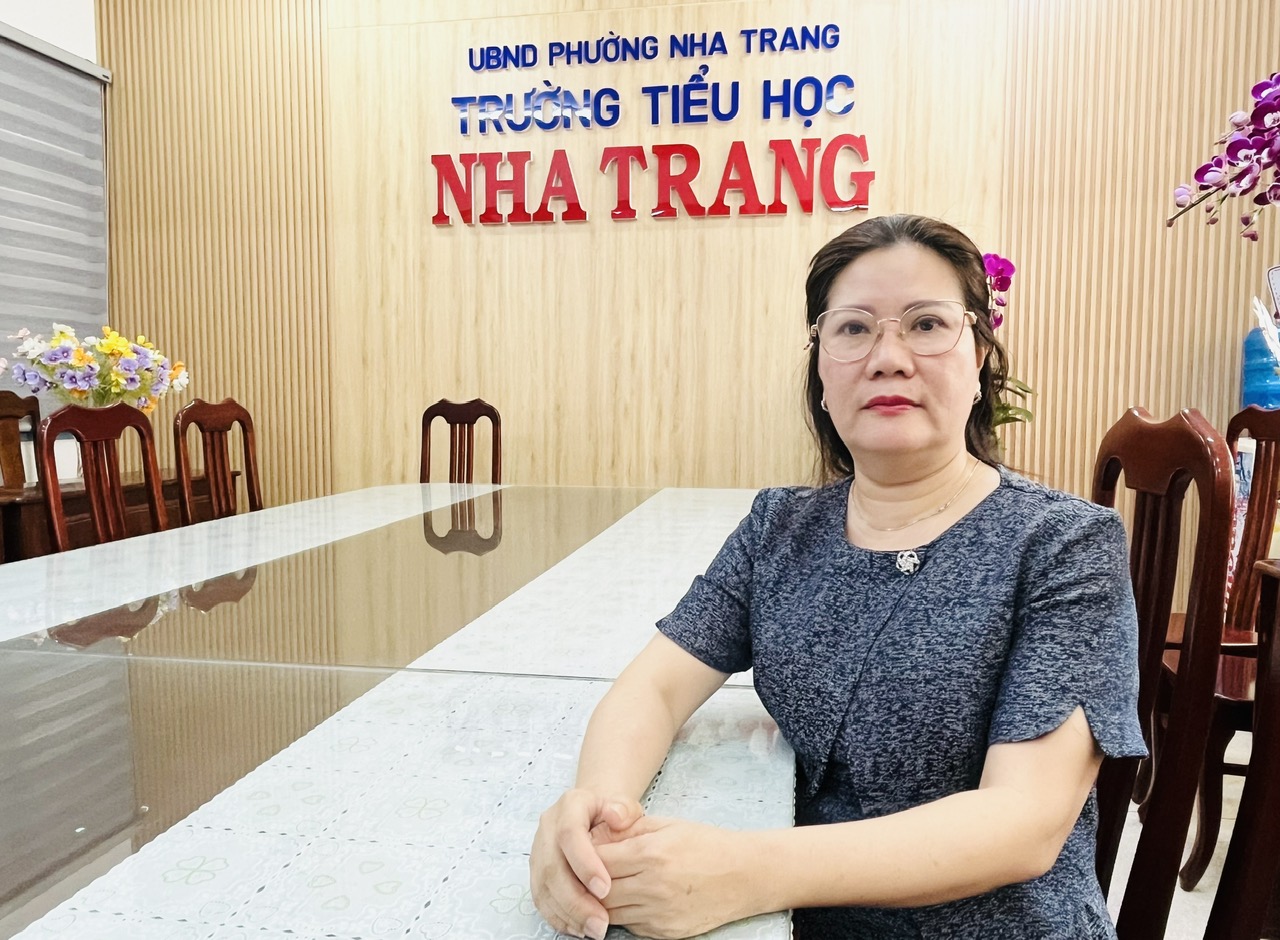 Hiệu trưởng 'siêu trường' hơn 10.500 học sinh, 287 lớp - Ảnh 1.