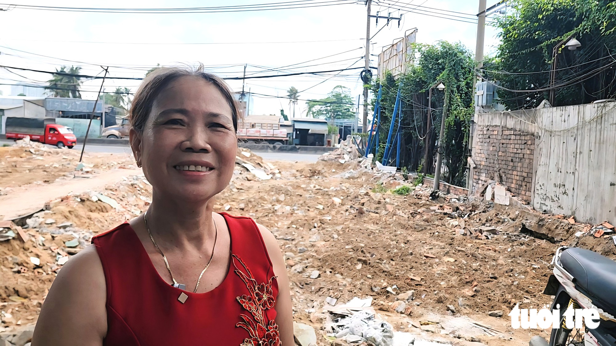 82% hộ dân ở Tân Nhựt đồng thuận bàn giao mặt bằng dự án mở rộng quốc lộ 1 - Ảnh 5.