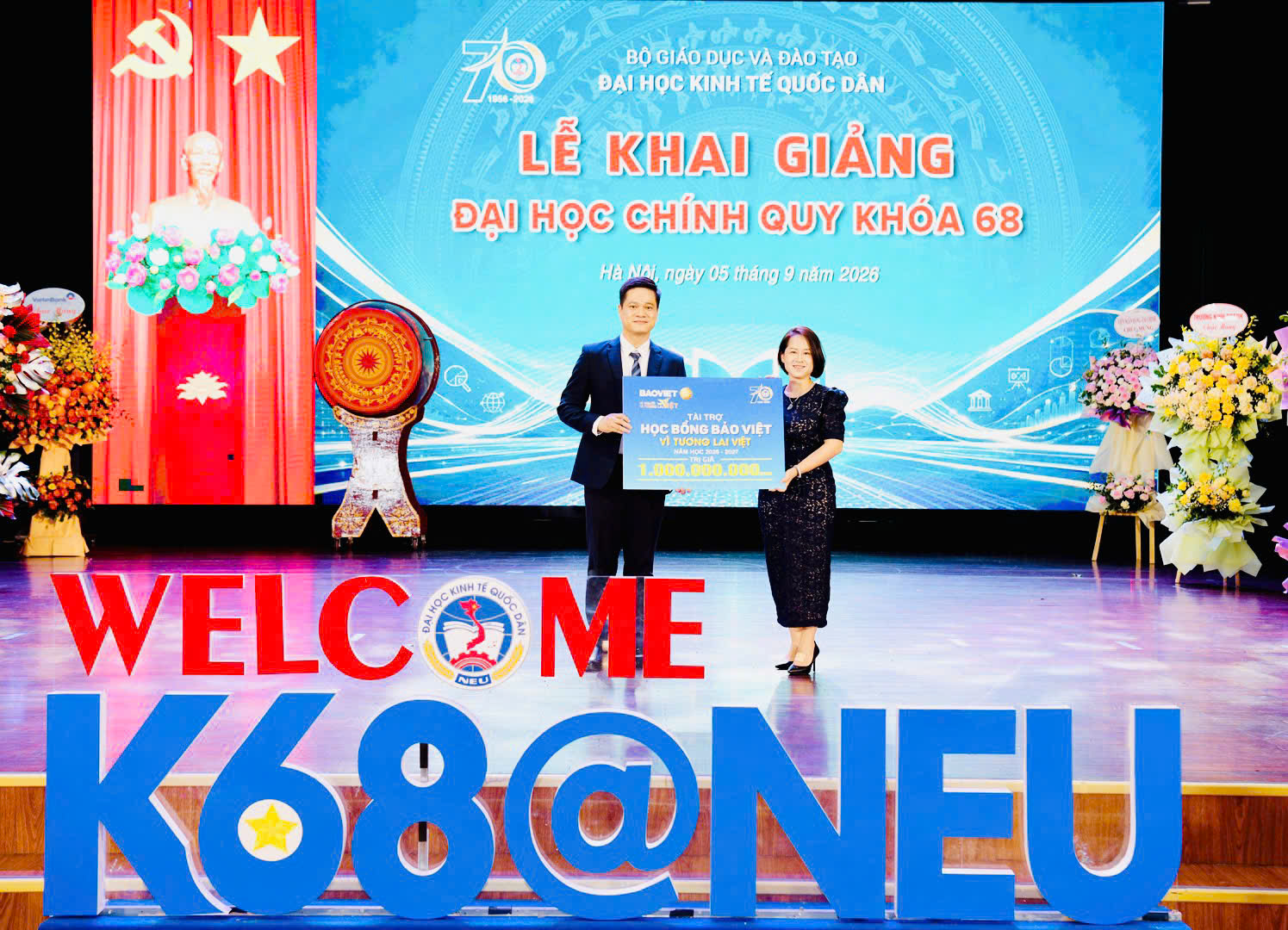 Từ học bổng đến trường vùng cao, hành trình đầu tư cho giáo dục của Bảo Việt - Ảnh 1.