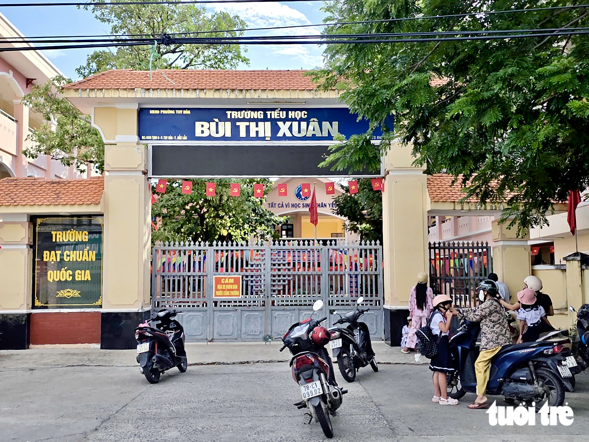 Giáo viên lo lắng vì đi dạy ở phường khác nhưng vẫn thuộc trường cũ - Ảnh 2.